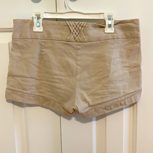 2b Bebe Linen Dress Shorts - Picture 2 of 2